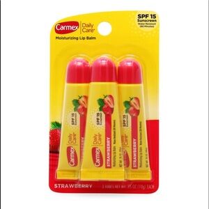 Carmex SPF 15 Moisturizing Lip Balm Strawberry 3-pack
